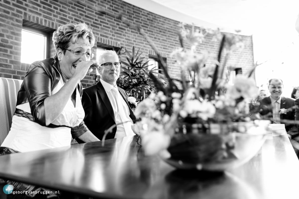 Journalistieke-bruidsfotografie-Watertoren-Barendrecht