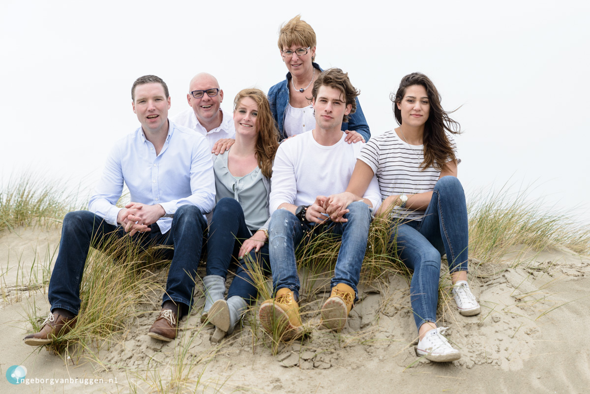Familie shoot op strand Hoek van Holland