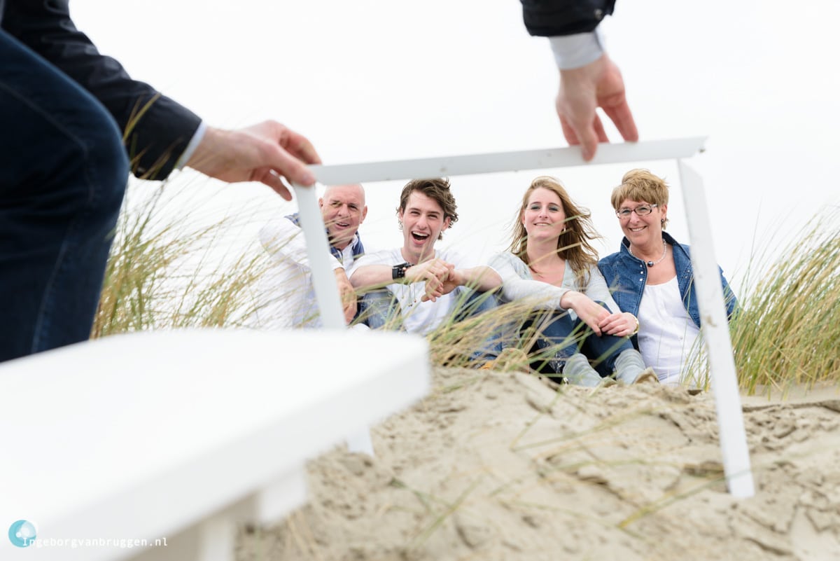 Familie-shoot-op-strand-Hoek-van-Holland