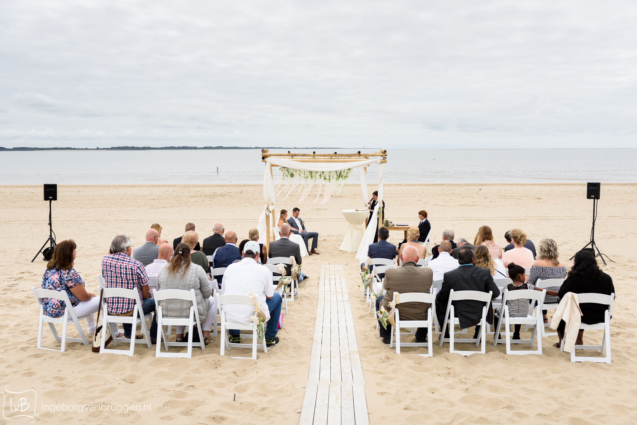 Bruiloft of trouwfoto’s maken op het strand? Mijn tips!